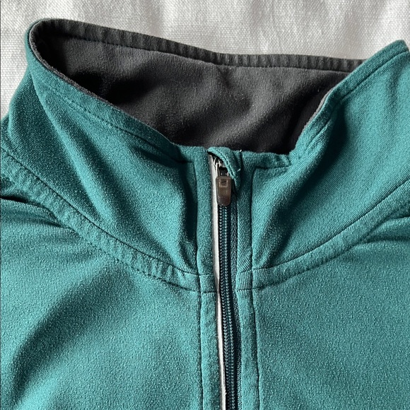 Nike Philadelphia Eagles Women's Midnight Green Long Sleeve Quarter-Zip Pullover - Picture 4 of 13